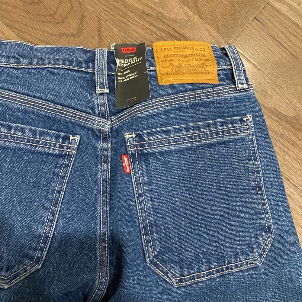 Levi’s WEDGIE FIT STRAIGHT UTILITY WOMEN'S JEANS - Picture 10 of 10